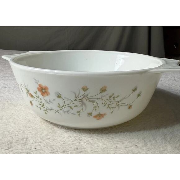 Vintage Pyrex England Spring Garden Emily Casserole Dish 1970s 8” Cottagecore - Picture 1 of 5